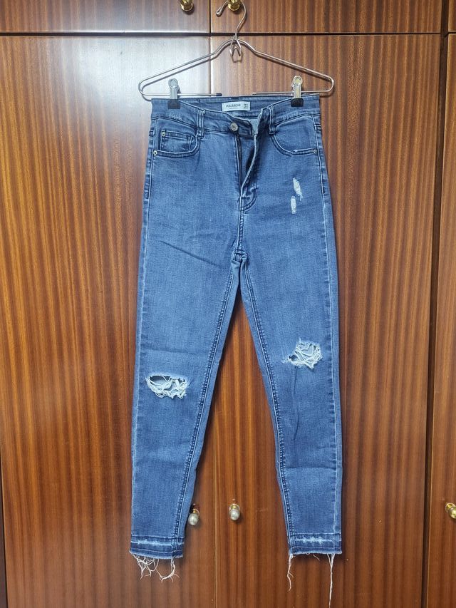 Pantalón tejano Pull&Bear Roto T-36