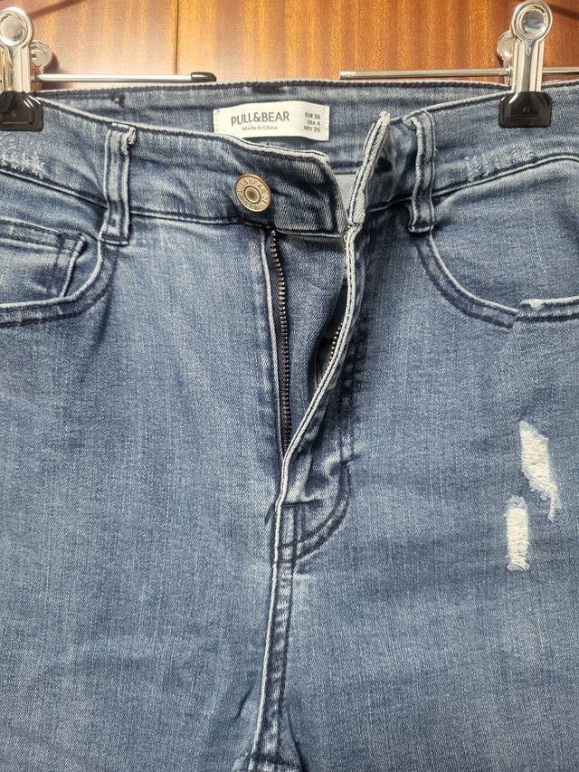 Pantalón tejano Pull&Bear Roto T-36