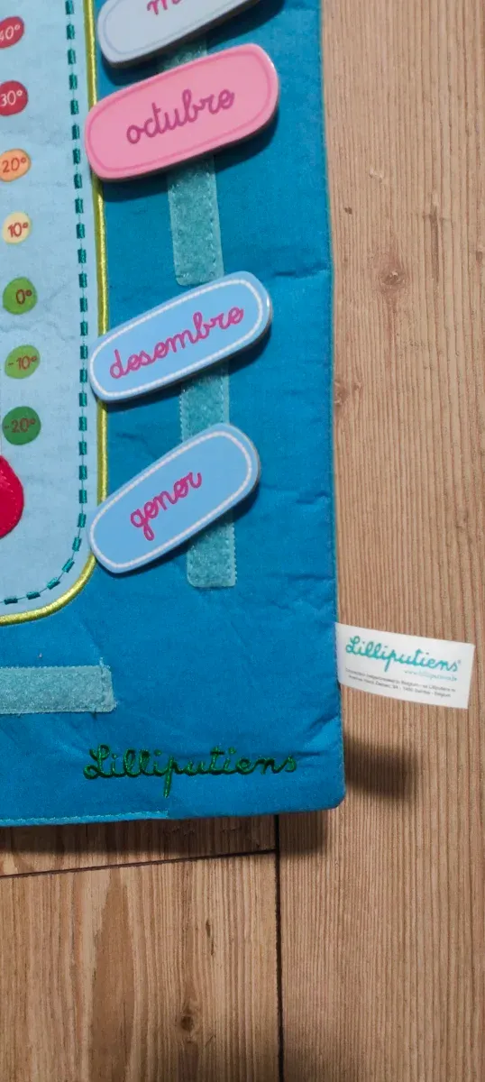 Calendario infantil de tela Lilliputiens català