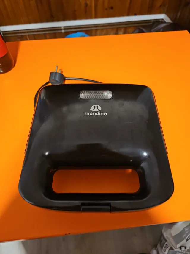 Sandwichera Mandine 3 em 1