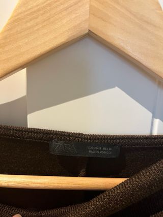 Jersey fino marrón con drapeado