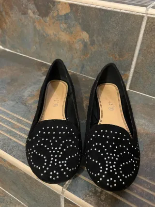 Bailarinas negras tachuelas talla 39