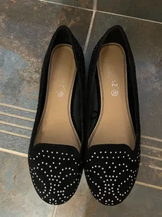 Bailarinas negras tachuelas talla 39