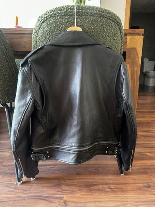 Cazadora de cuero The Kooples negra y roja