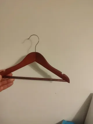 Perchas de madera para niños (pack)