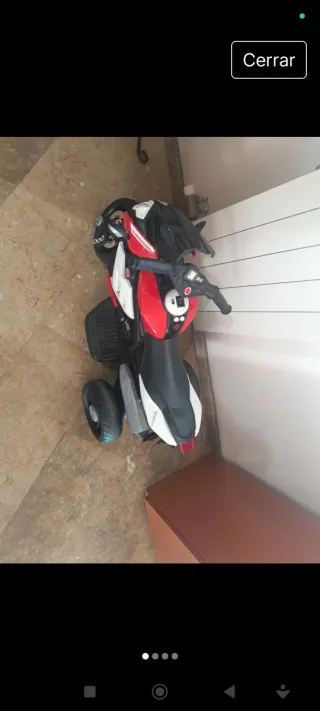 Moto de niño a bateria nueva regalo casco