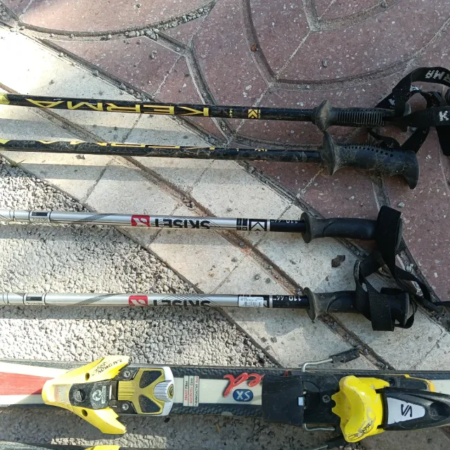 Esquís Dynastar Speed XS con fijaciones