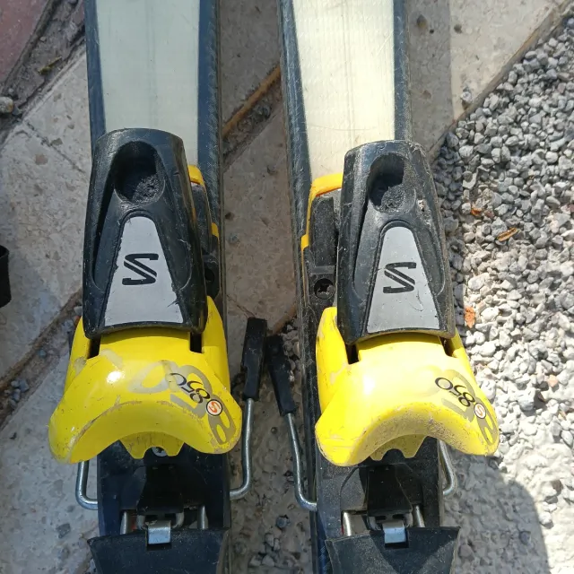 Esquís Dynastar Speed XS con fijaciones