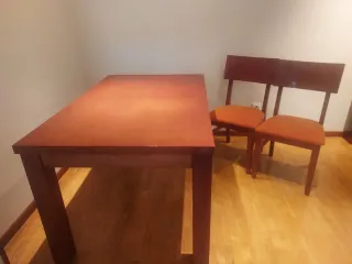 Mesa extensible madera + 4 sillas