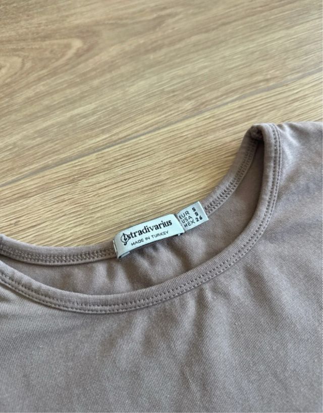 Camiseta manga larga marrón