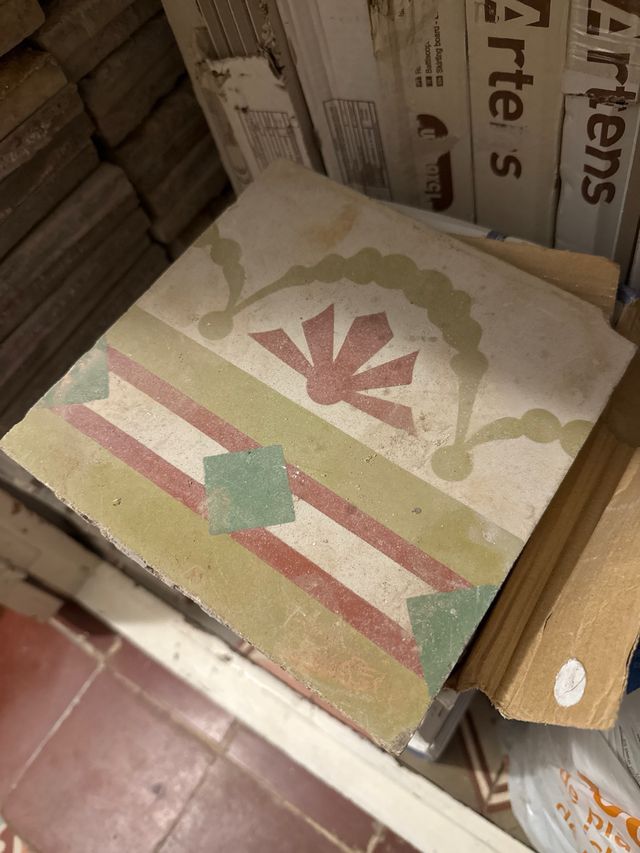 Lote suelo hidráulico antiguo