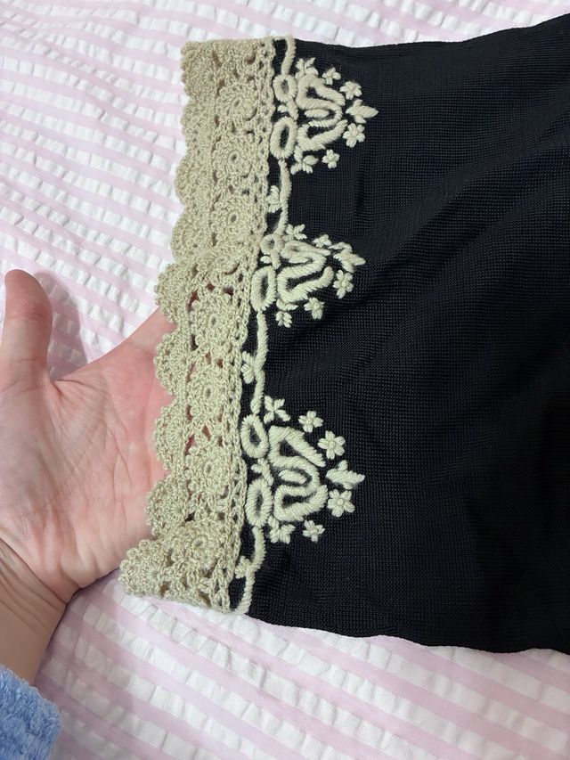 Blusa Cortefiel Talla M Negra Encaje