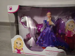 Muñeca Queene Fashion con Carruaje