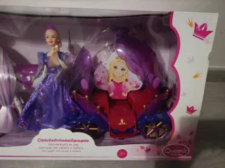 Muñeca Queene Fashion con Carruaje