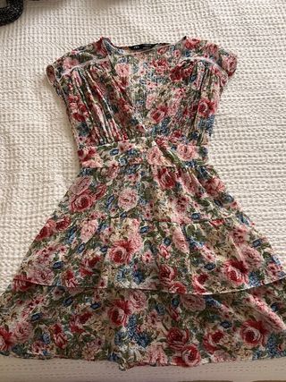Vestido Zara flores rosa y multicolor