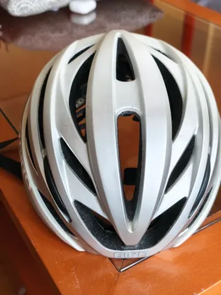 Casco Giro Syntax Mips Talla m