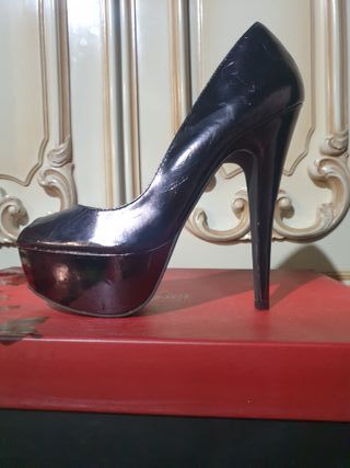 Zapatos de tacón aguja brillantes dorados/morados