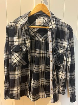 Camisas de cuadros: verde y azul