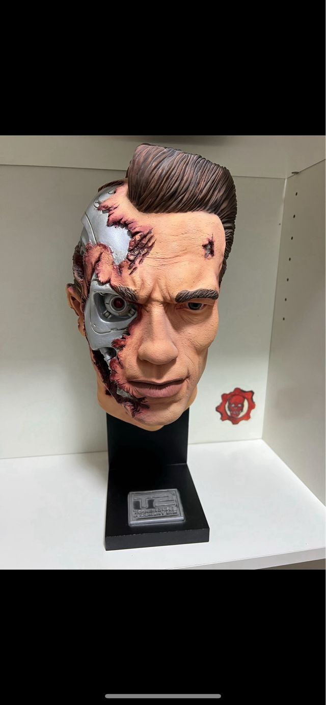 Busto Terminator, hecho y pintado a encargo