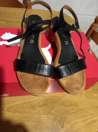 Sandalias UNISSA mujer negras