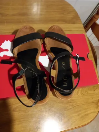 Sandalias UNISSA mujer negras
