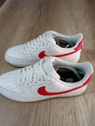 Zapatillas Nike Air Force 1 Rojas y Blancas