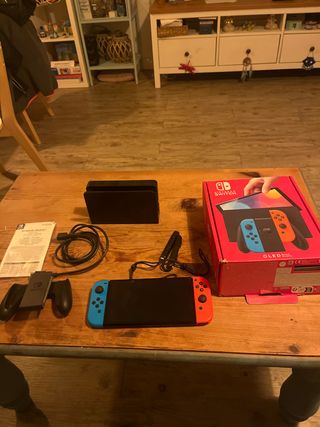 Nintendo Switch OLED Azul/Rojo