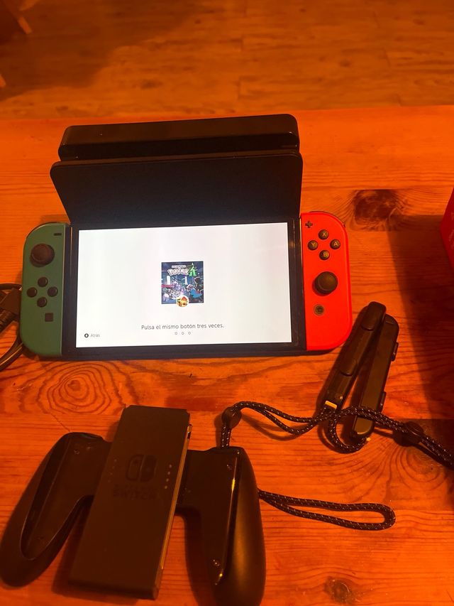 Nintendo Switch OLED Azul/Rojo