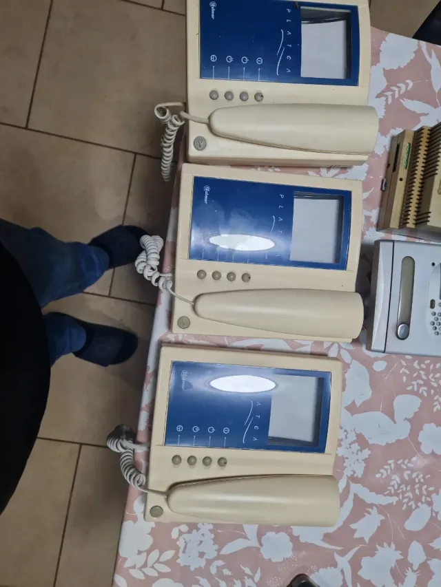 Videoportero Golmar 3 unità