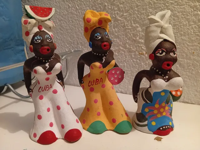 Figuras Mujeres Cubanas Artesanales