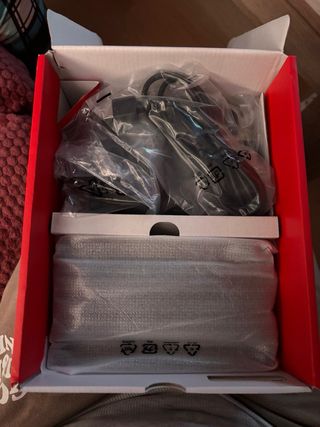 Nintendo Switch OLED Azul/Rojo + Juegos