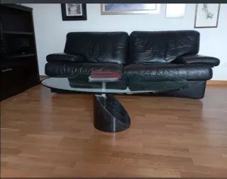 Mesa baja giratoria ovalada cristal y mármol