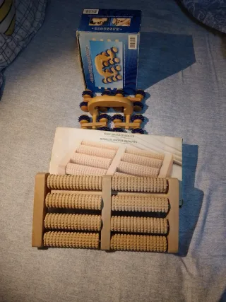 2 Rodillos masajeadores de madera. Los dos 8 €