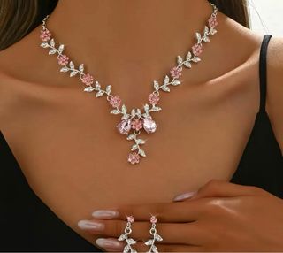 Conjunto Collar y Pendientes Flores Rosas y Platea