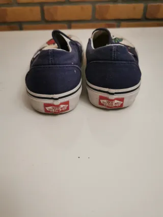 Zapatillas Vans Snoopy y Charlie Brown