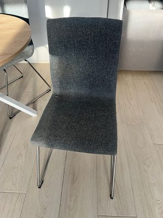 Mesa Comedor Redonda + 4 Sillas Tapizadas