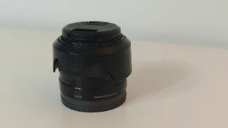 Objetivo Sony 35mm f/1.8 OSS