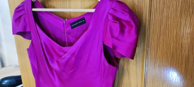 Vestido de fiesta fucsia