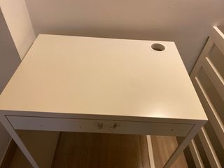 Escritorio y silla infantil azul