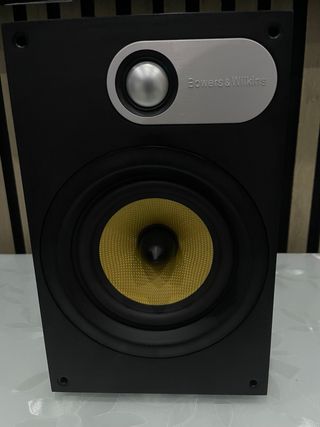 Altavoz Bowers 686 Bluetooth
