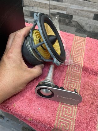 Altavoz Bowers 686 Bluetooth