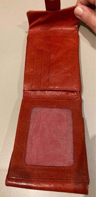 Cartera monedero piel roja