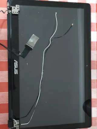 Portátil Asus Táctil