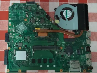 Portátil Asus Táctil