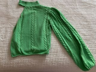 Jersey Zara verde asimétrico talla única