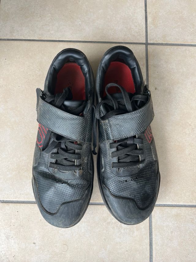 Zapatillas Five Ten con calas talla 44,5