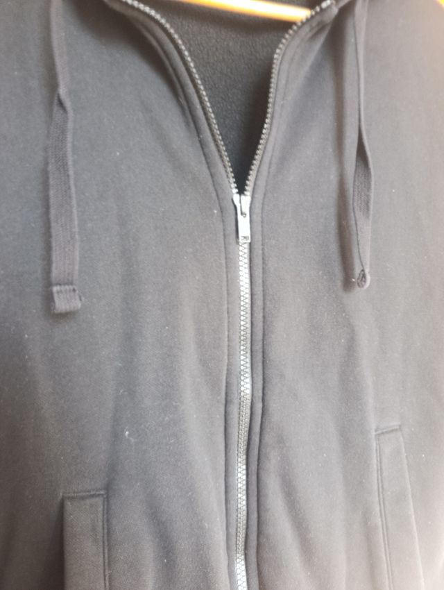 Sudadera H&M Negra Cremallera Talla S