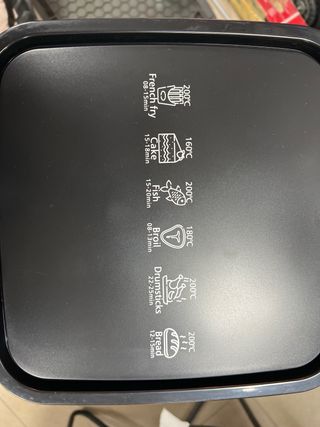 Freidora Aire UCMDA 6L Controles Perilla