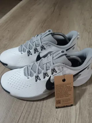 Zapatillas Nike Pegasus Trail 5 Gris/Blanco