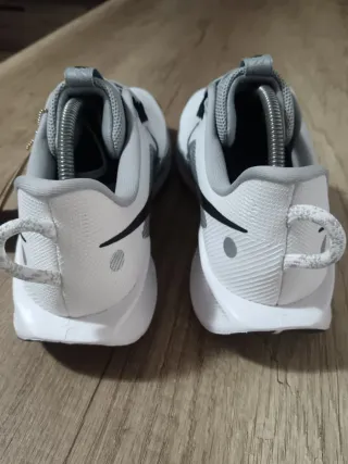 Zapatillas Nike Pegasus Trail 5 Gris/Blanco